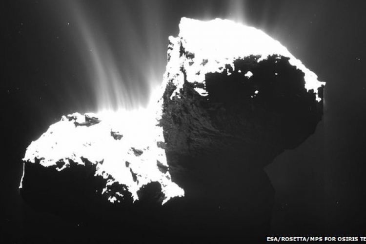 Rosetta - Csökken a 67P/Csurjumov-Geraszimenko üstökös forgási sebessége