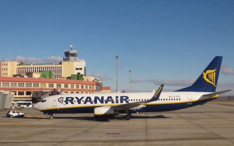 Egy sor járatát törli a Ryanair hamarosan