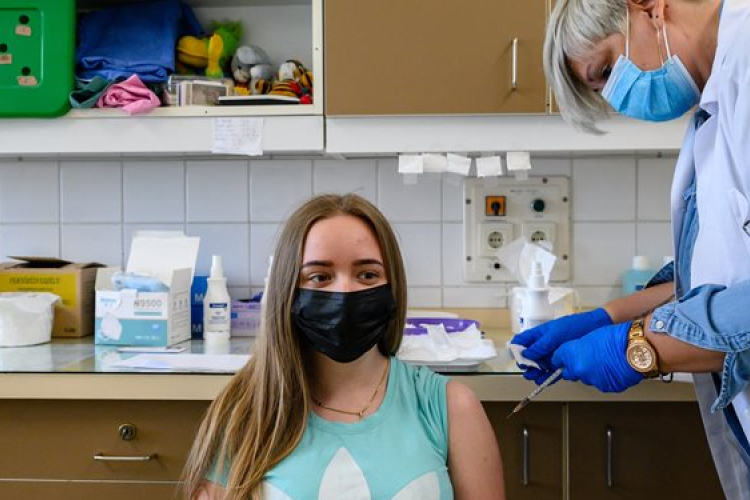 Tanévkezdésre az iskolákban is lesz oltási akció