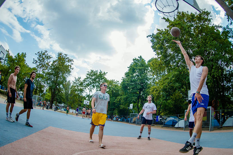 Átalakult a sportzóna: Európa első party-padel klubja érkezik a Szigetre