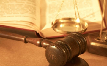 Elkerüli a halálbüntetést a 16 afgán civil megölésével vádolt amerikai katona