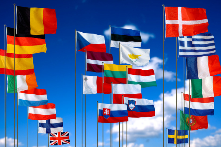 Brüsszel minden EU-tagállamot kötelezne az adóelkerülés elleni fellépésre