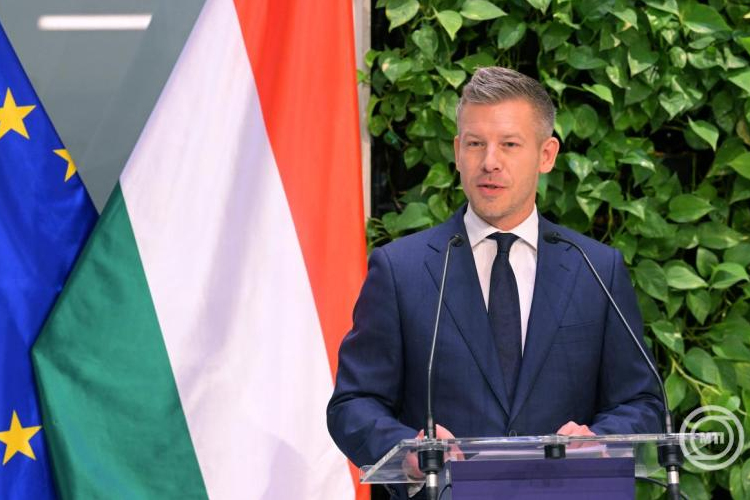 Magyar Péter: rendkívüli forrásokat kapnak a kórházak a klímaberendezések javítására
